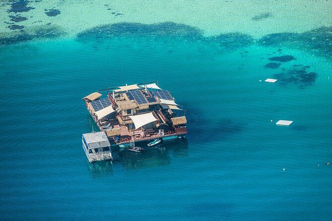 25 minutes Mamanuca Island Tour - Why the Mamanucas look different from the air