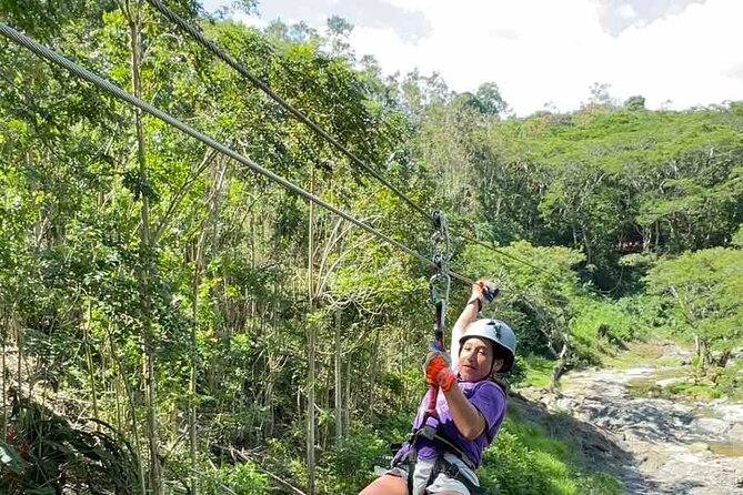 6 Hours Giant Zipline Adventure Park in Fiji - Pizza, pineapple, and a welcome break
