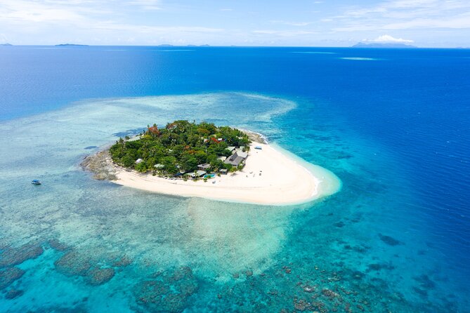 Beachcomber Island Escape - A Perfect Day in Paradise - Your first look at Beachcomber’s small-island setting