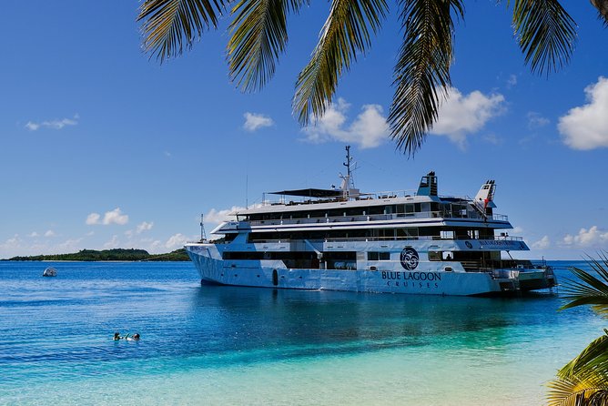 Blue Lagoon Cruises - Wanderer Cruise - 4 Night - Day two: Blue Lagoon, beaches, and easy water time