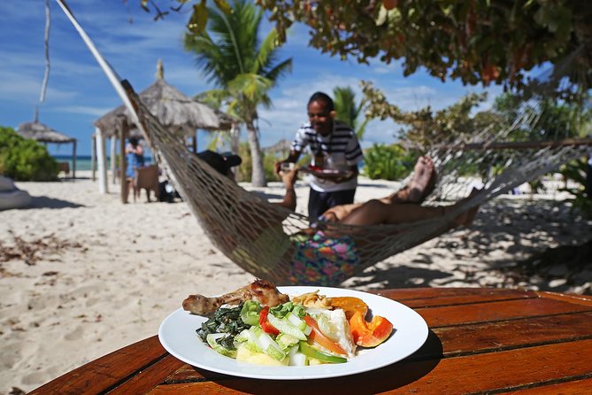Captain Cook Cruises Fiji - Island and Reef Day Cruise - Barbecue lunch, drinks, and afternoon tea