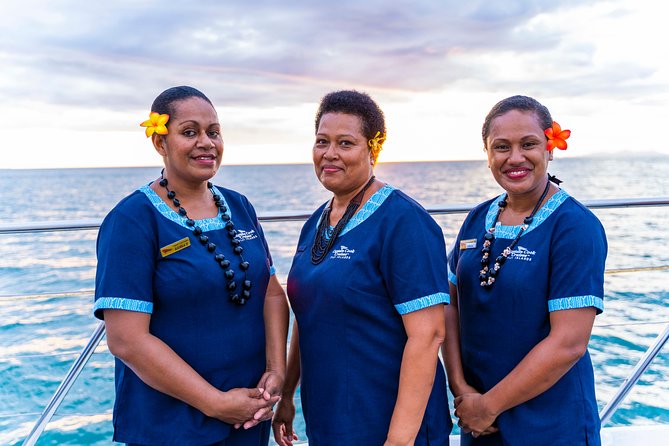 Captain Cook Cruises Fiji - Sunset Dinner Cruise - A tropical buffet with a lobster choice