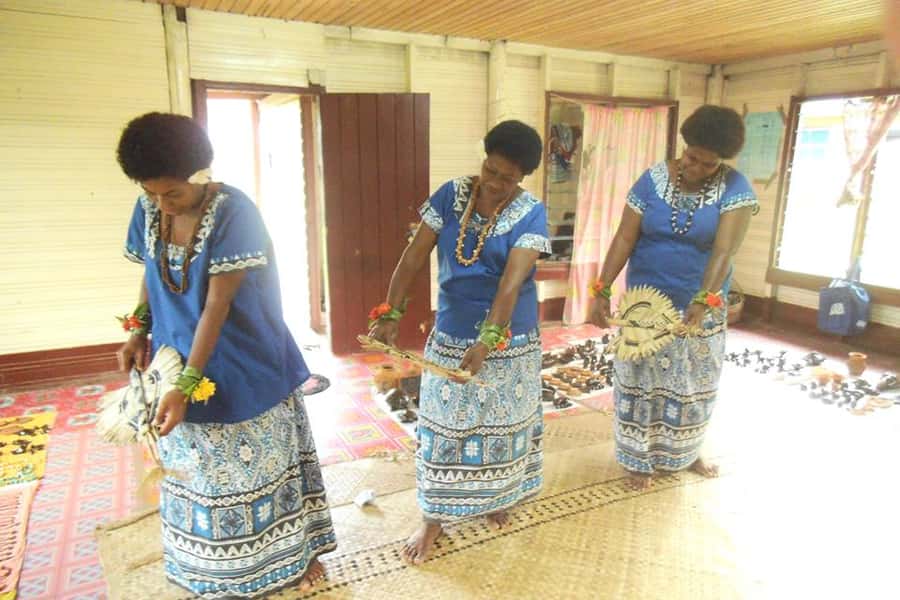 Coral Coast & Village School Tour from Nadi or Denarau - Sigatoka market: fruit, produce, and friendly bargaining