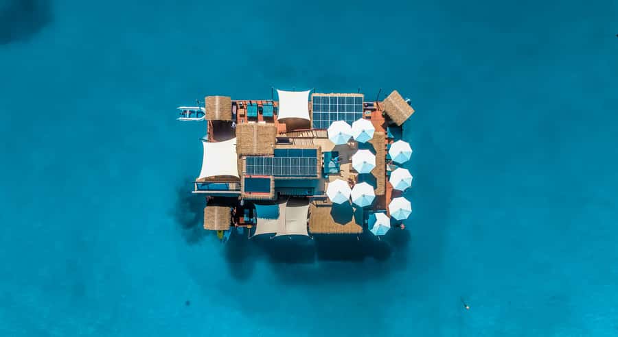 Denarau: Seventh Heaven Floating Bar Day Trip - Finding your place on the floating pontoon
