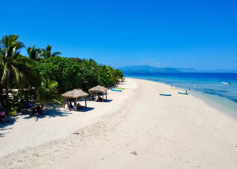 Fiji: Captain Cook Cruises - Island & Reef Day Trip - Arriving at the white-sand island