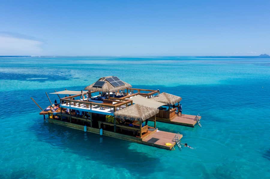 Fiji: Cloud 9 Floating Bar and Pizzeria Day Trip - From Port Denarau to a floating platform in the Mamanucas