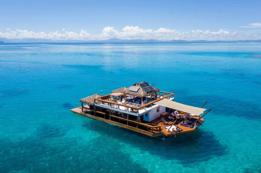 Fiji: Cloud 9 Floating Bar and Pizzeria Day Trip - Cloud 9’s two levels, sunbeds, and sea access