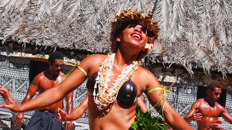 Fiji: Cultural Island Adventure & Jungle Cruise Experience - Weaving, carving, pottery, and the medicine bush walk