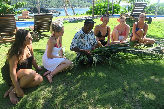 Fiji Island Cultural Experience with Lunch - Learning with your hands: crafts and cooking