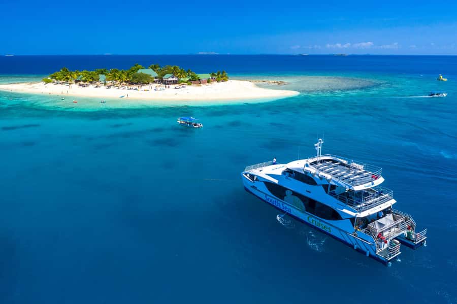 Fiji: South Sea Island Full Day Trip with Lunch & Drinks - Who Will Enjoy South Sea Island Most?