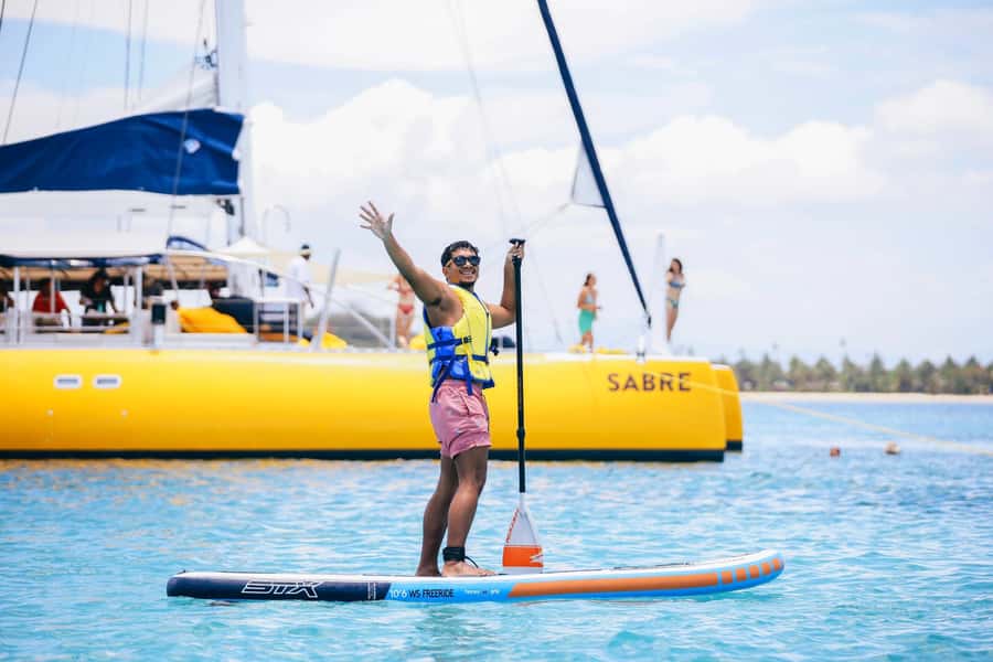 Fiji: South Sea Sailing Experience with Lunch & Drinks - Guided Snorkeling at the Tropical Reef