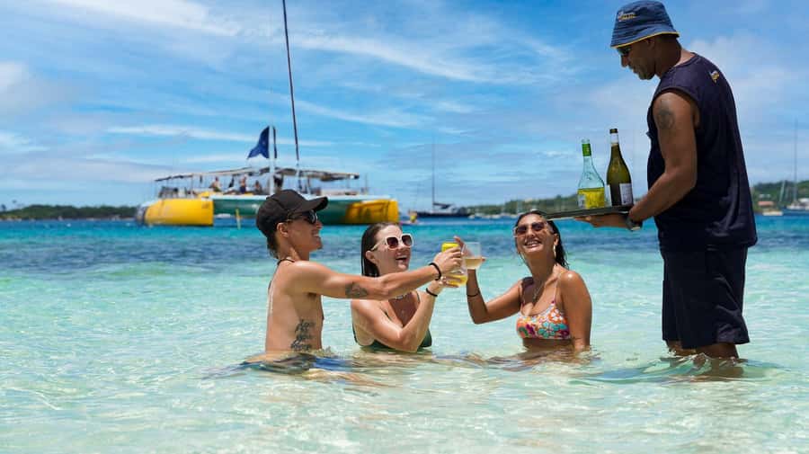 Fiji: South Sea Sailing Experience with Lunch & Drinks - The Sand Cay Stop and Time to Swim