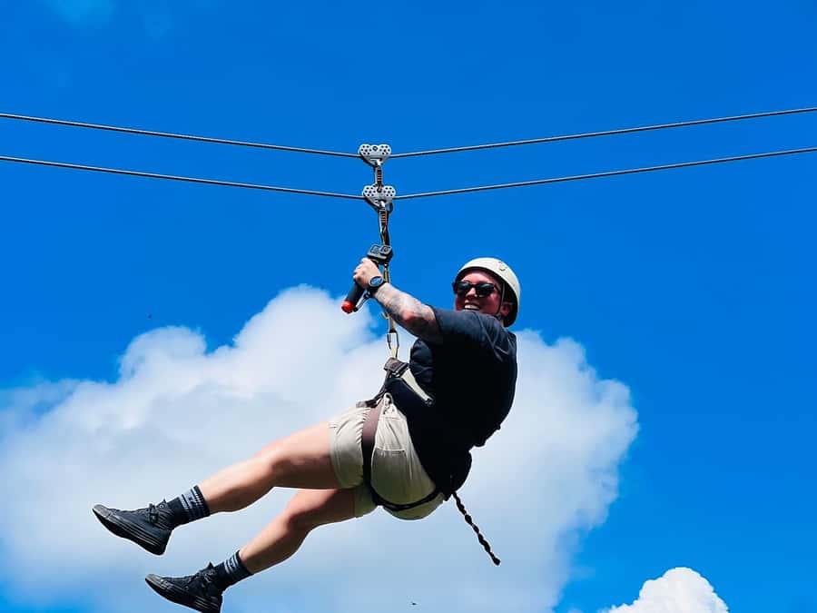 Fiji: Zipline Adventure and Cave Exploration - What I would know before booking