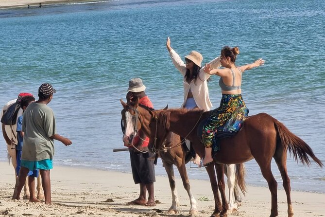 Fijian pottery crafting Village Experience & Natadola Beach Tour - A useful mix of village life and Natadola sand