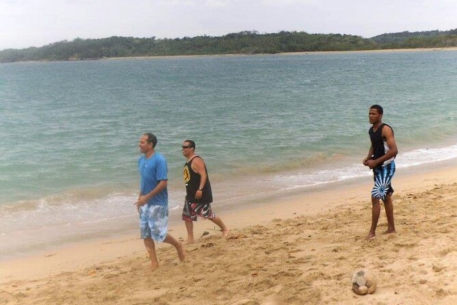 Fijian pottery crafting Village Experience & Natadola Beach Tour - Sigatoka’s quick local-market stop