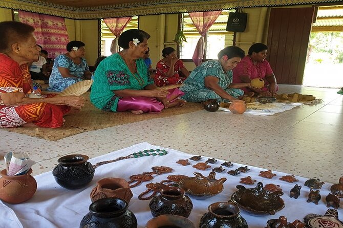Fijian pottery crafting Village Experience & Natadola Beach Tour - The village welcome and pottery stop