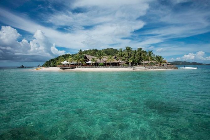 Full Day Castaway Island with Lunch - The Mamanuca catamaran crossing