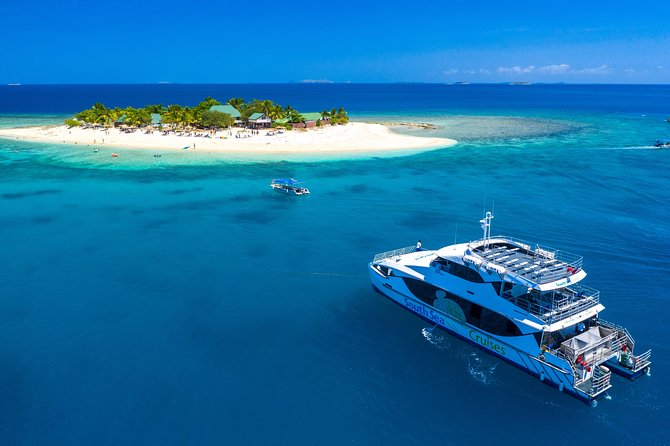 Full Day South Sea Island with Lunch & Drinks - Lunch, drinks, and the Meke performance