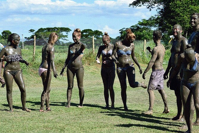 Half Day Mudpools, Veseisei Fijian Village, Gardens of Sleeping Giants &Shopping - Key Points at a Glance