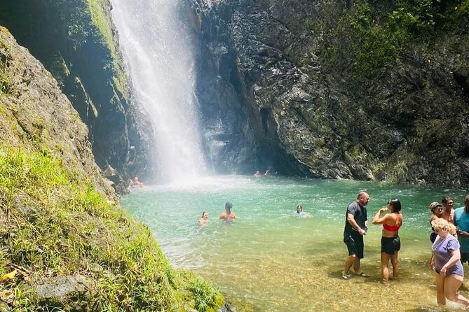 Jewel Of Fiji incl Fijian Village, Waterfall & Lunch Coral Coast - Is this suitable for families and active visitors?