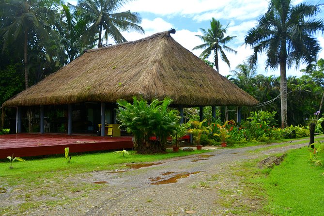 Kiara Package tour - Orchid Island, Fiji in miniature