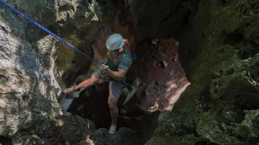 Nadi: Abseiling, Zipline, and Cave Tour with Meal - The 40-meter descent into Tau Caves