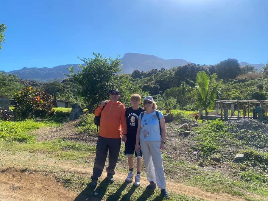 NADI: Nalesutale Village Half Day Tour - Walking through the rainforest