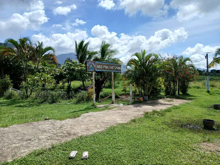 NADI-SABETO: Tifajek Hot Spring and Mudpool Natural Spa - The mud pool and hot pool sequence