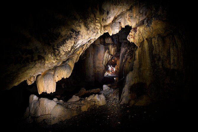 Naihehe Cave Safari in Sigatoka with BBQ Lunch - Meeting village hosts and learning local customs