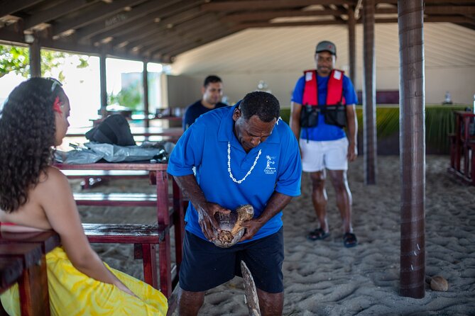 Oolala Cruises on Savala Island - A Fiji lunch that keeps the day simple