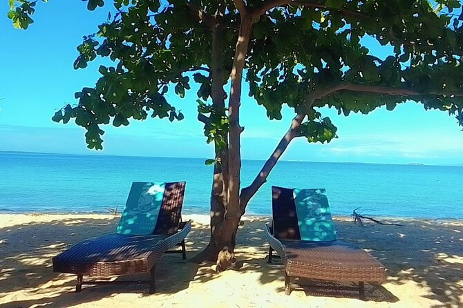 Oolala Cruises on Savala Island - The crew and the tone of the day