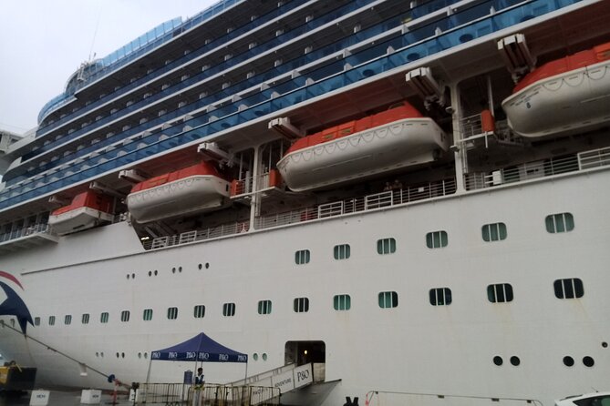 Private Guided Lautoka Shore Excursion - Meeting your guide at Lautoka Port