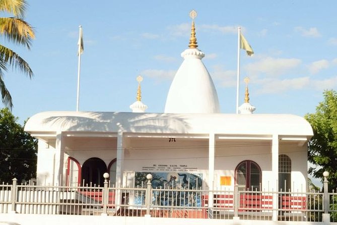 Shore Excursion-Nadi Mudpools,Sleeping Giants Gardens,Markets, Temple & Shopping - Krishna Kaliya Temple in Lautoka
