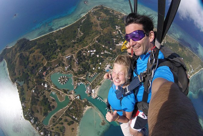 Skydive Fiji Legend 13000ft Tandem Jump (60 seconds free fall) - The scenic flight is part of the reward