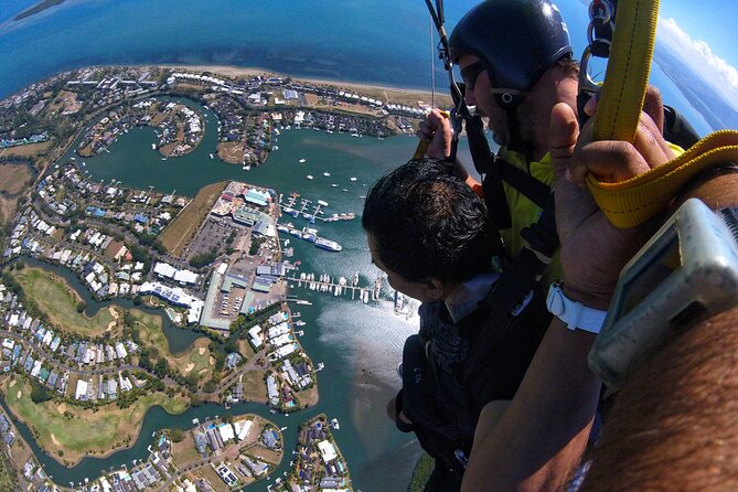 Skydive Fiji Legend 13000ft Tandem Jump (60 seconds free fall) - Choosing the right photo and video package