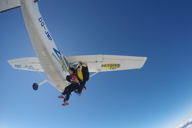 Skydive Fiji Legend 13000ft Tandem Jump (60 seconds free fall) - A tandem jump built for first-timers