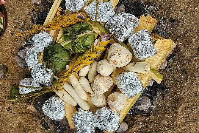 Vavavi - Fijian Cooking & Cultural Experience - Lunch turns the work into a shared meal
